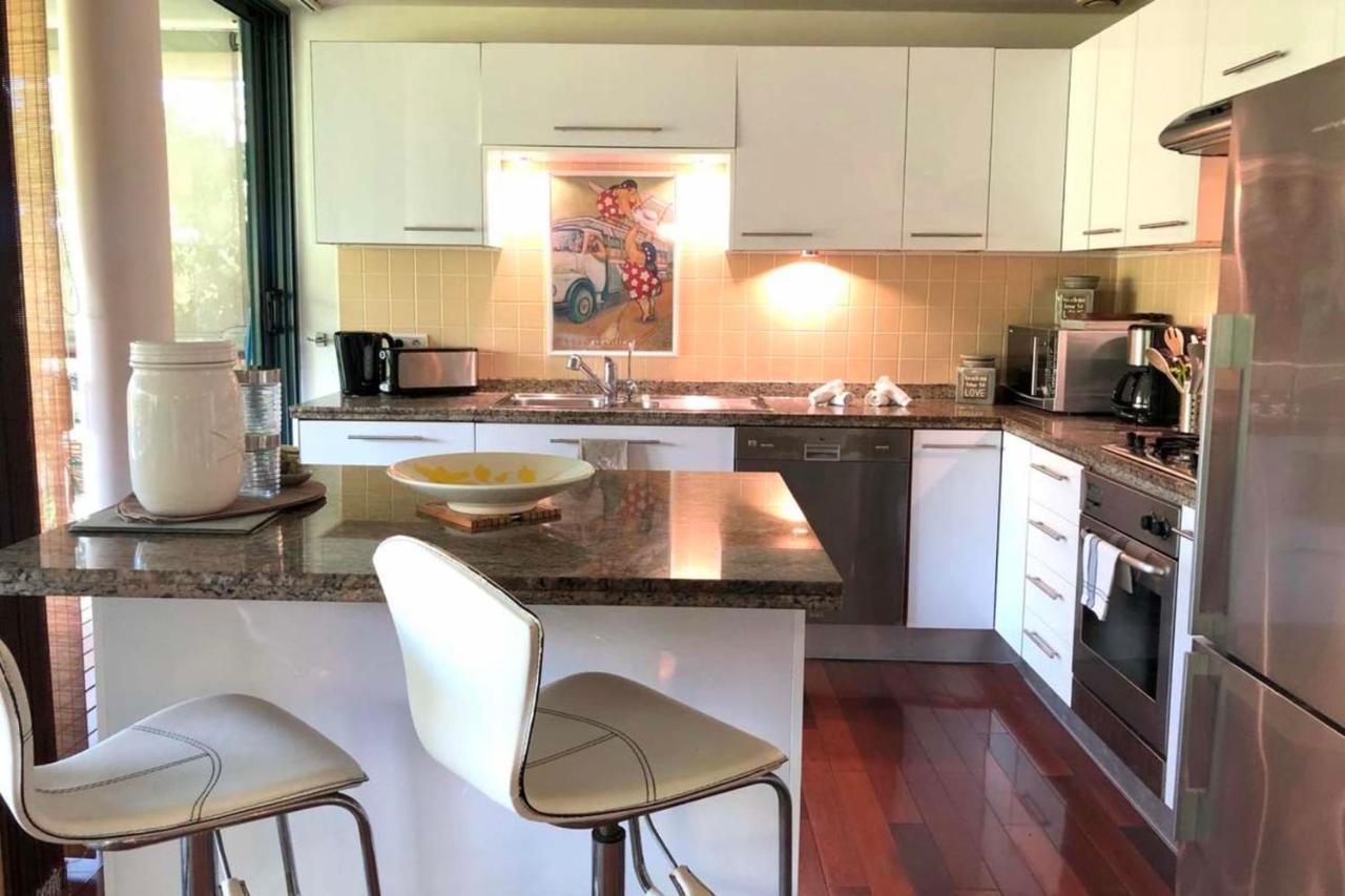 Sunset Beach Carlton- Tahiti - Beachfront Luxury Residence & Pool - 4 Pers Punaauia  Exteriör bild